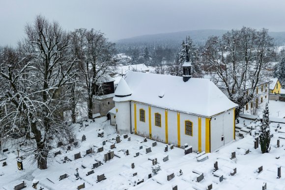 Adventní koncert při svíčkách ve Svratce - hlavní náhled