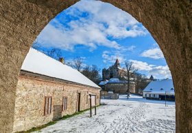 Zimní výlet kolem hradu Pernštejn