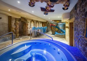 Hradní wellness Waldorf v Hotelu Podlesí