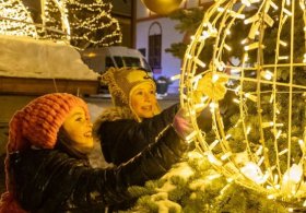 Adventní procházky, výstavy i tradice